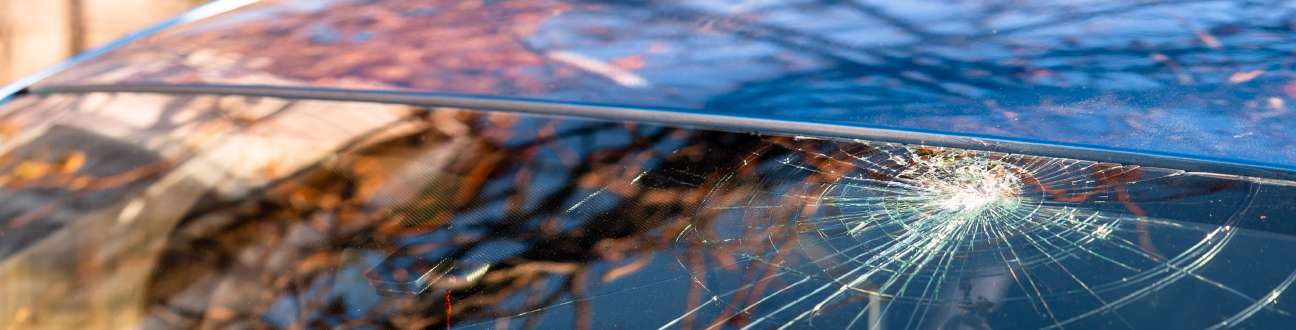 vidro para brisas partido